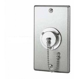 コネクタ－プレ－ト　メタルコンセント