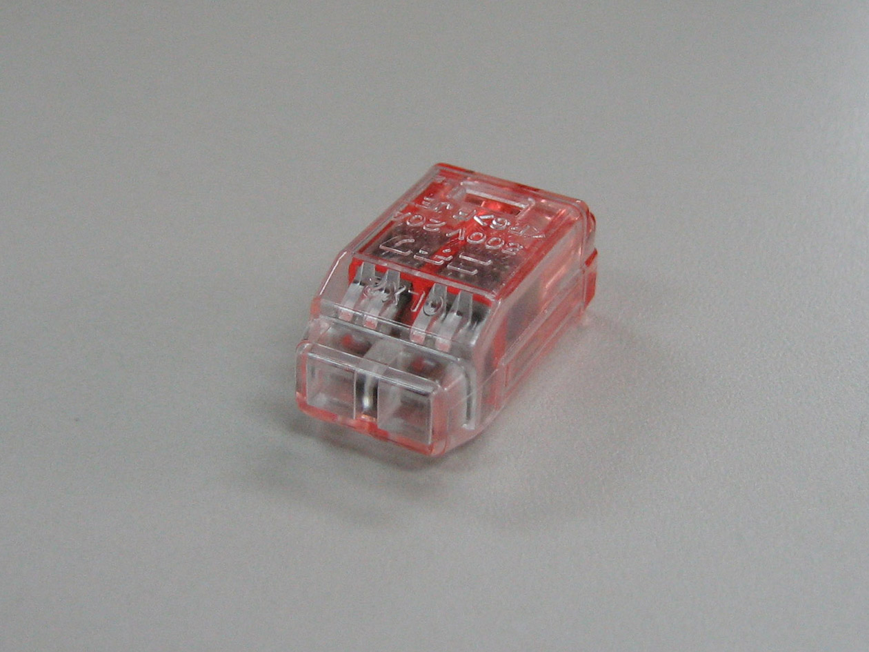 差込型電線コネクター　赤透明（５０ＰＣＳ／１）